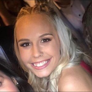 Meet your Posher, Camryn